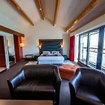 Hotel Le Grand Pavois
