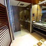 Hotel Le Grand Pavois 3*