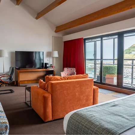 Le Grand Pavois Hotel 3*