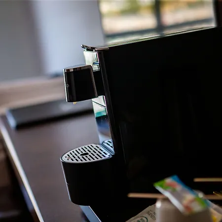 Le Grand Pavois ホテル 3*