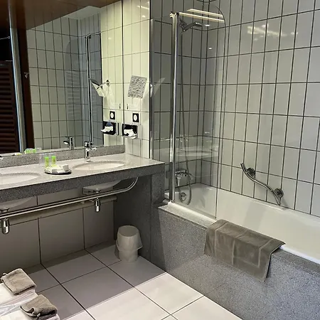 Hotel Le Grand Pavois 3*