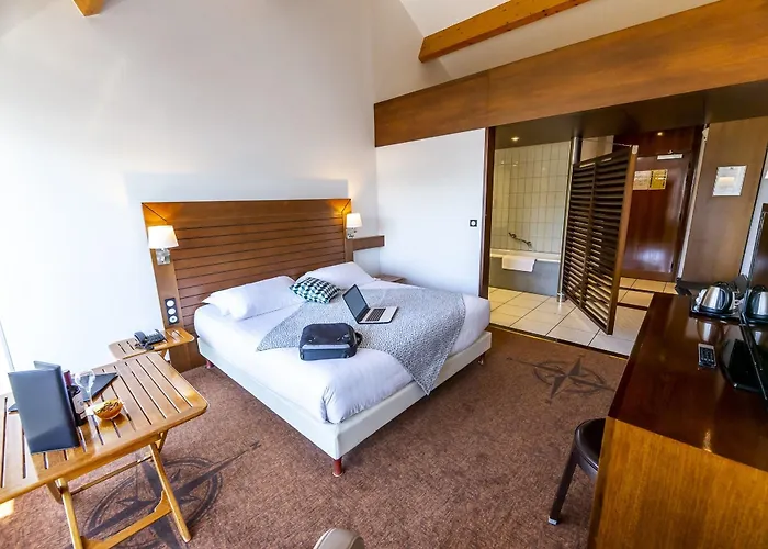 Le Grand Pavois Hotel