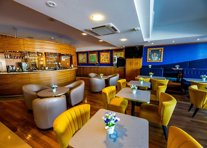 Le Grand Pavois Hotel 3*